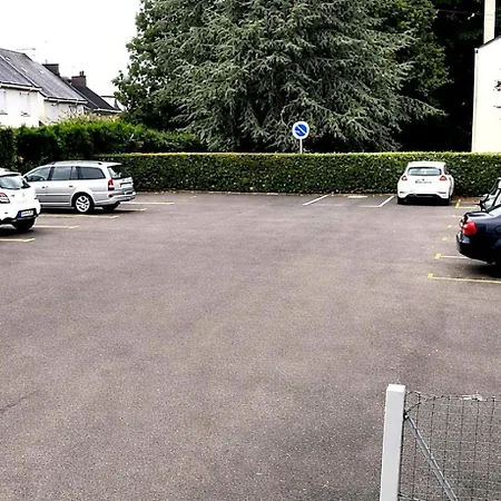 T3 Cosy Proche De La Et Parking Prive
