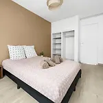 T3 Cosy Proche De La Et Parking Prive *