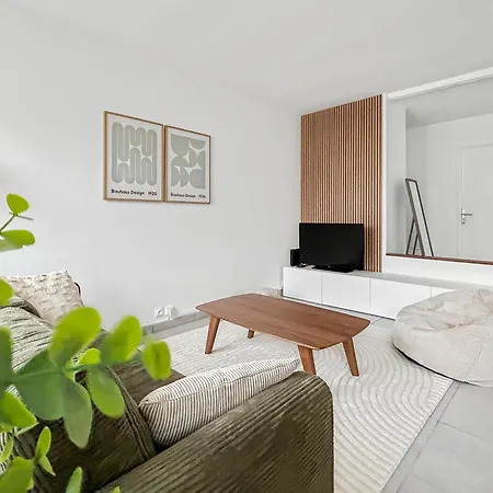 T3 Cosy Proche De La Et Parking Prive