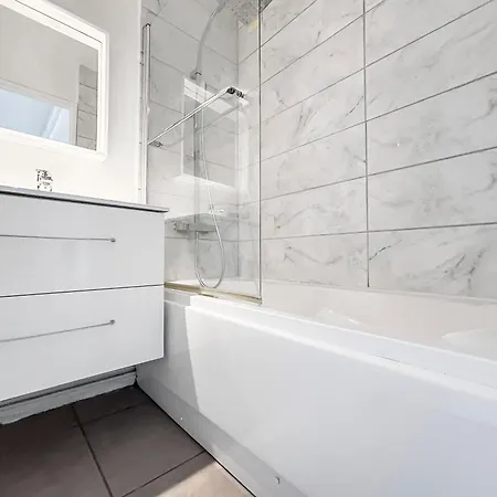 شقة Cosy, Et Parking Prive سان نازير