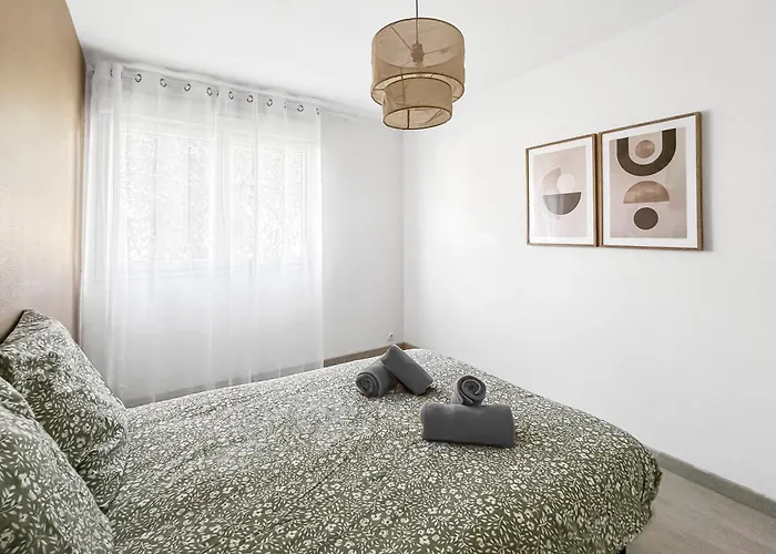 Parking Privé, Bord De Mer, Saint-nazaire * Saint-Nazaire (Loire-Atlantique)